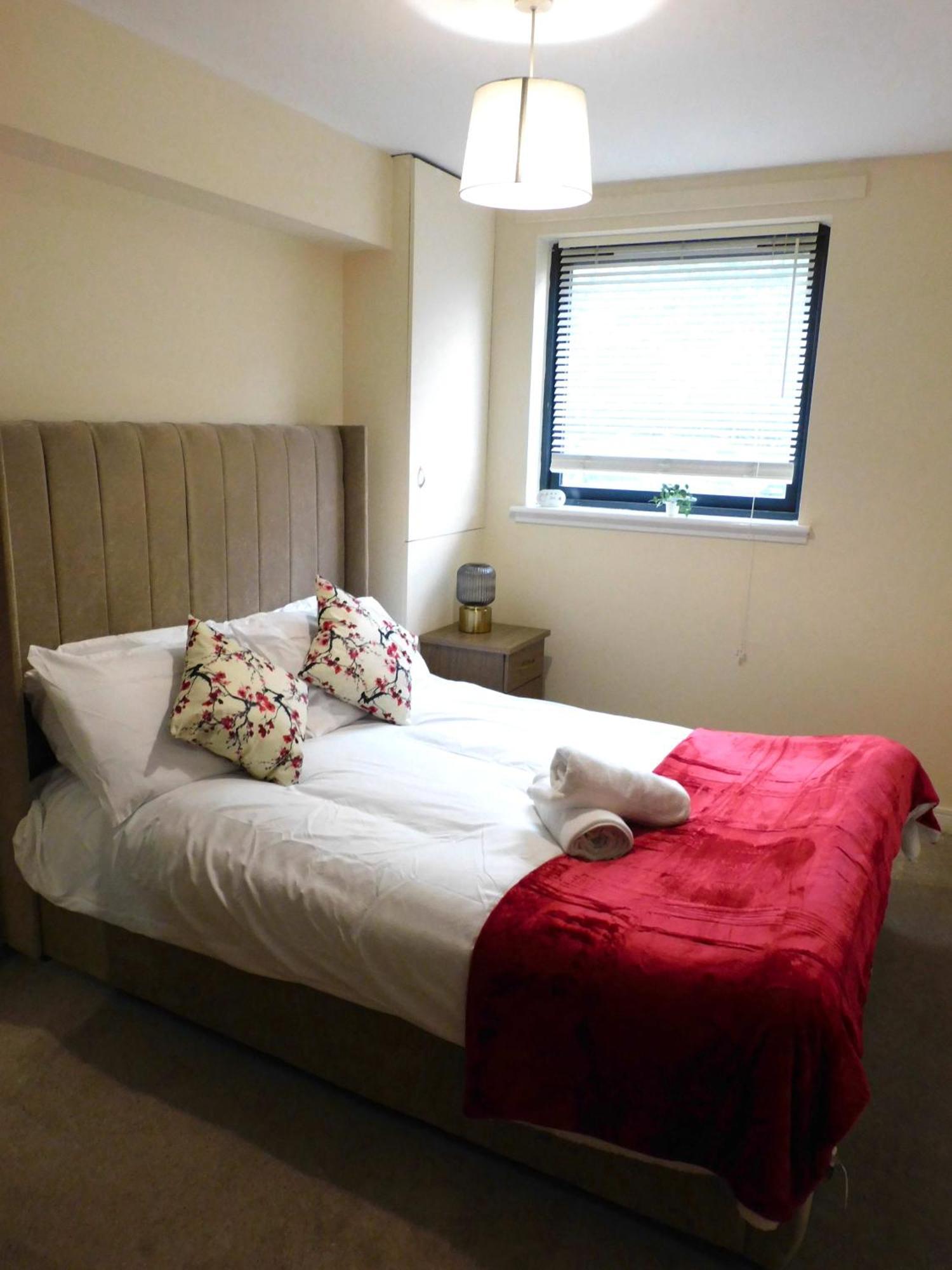 Fabulous 2 Bed Apt 10 Mins From City Centre Glasgow Esterno foto